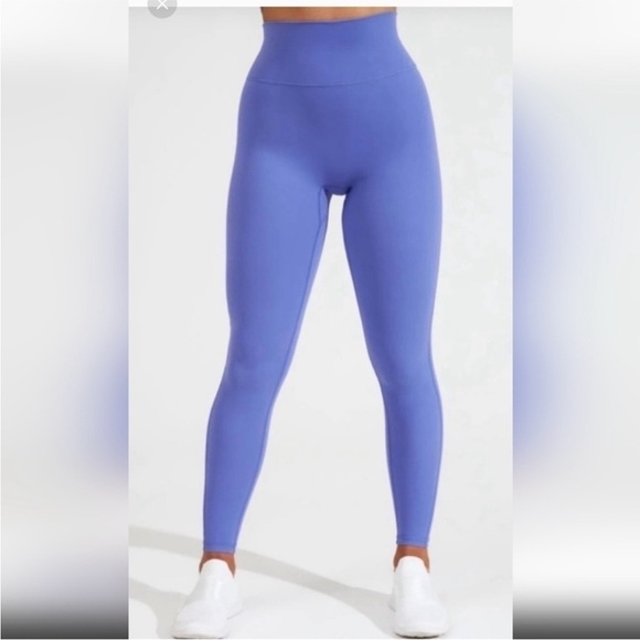 NWOT BuffBunny Legacy Leggings Size XS - Picture 1 of 5